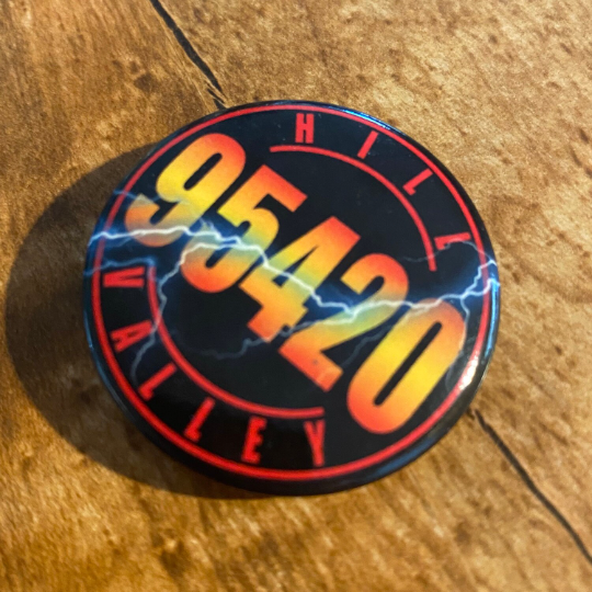 Hill Valley 95420 1.5" round button