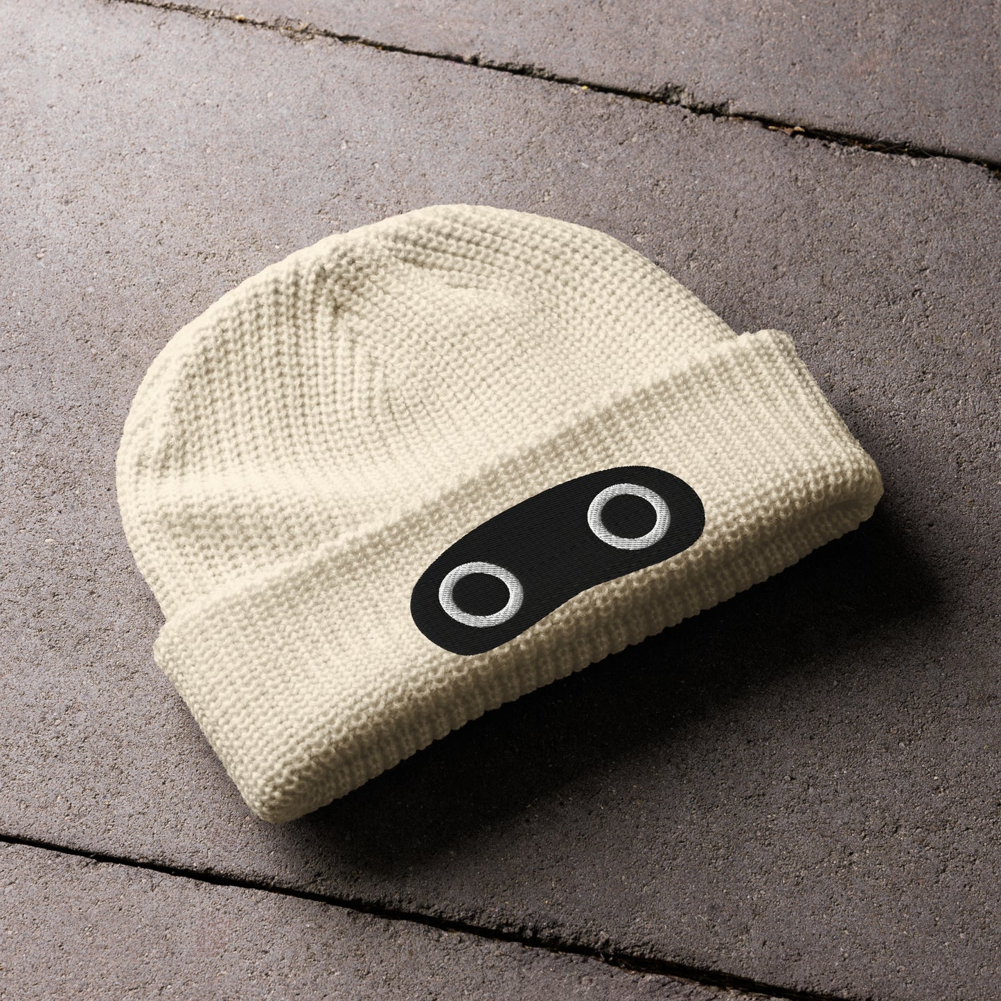 Blooper fisherman beanie